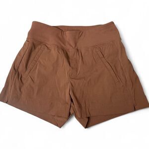 Athleta Trekkie North Shorts Women’s Outdoor Size 4